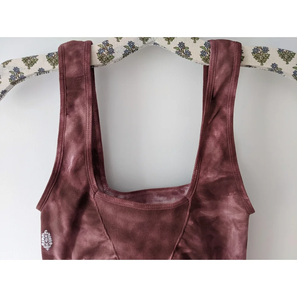 🎉LAST CHANCE🎉 NWT FP Movement Good Karma Tie Dye Bra / Cherry Mocha - Picture 3 of 7